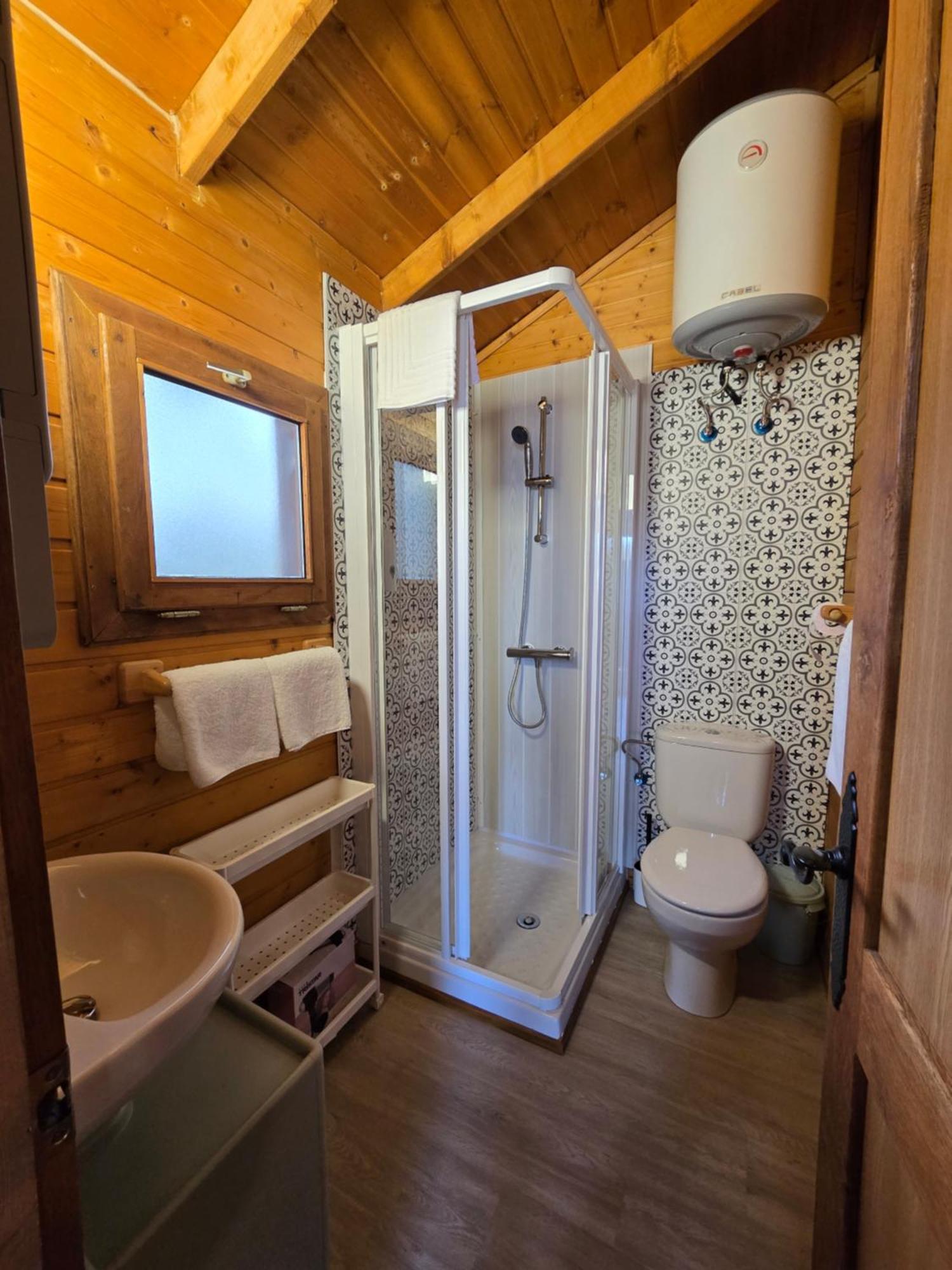Nuevo Ecolodge Cabaneros Retuerta de Bullaque Buitenkant foto